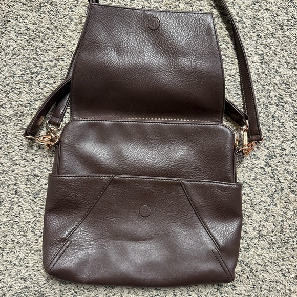 Matt & Nat Crossbody Convertible Flap Purse - Picture 2 of 5